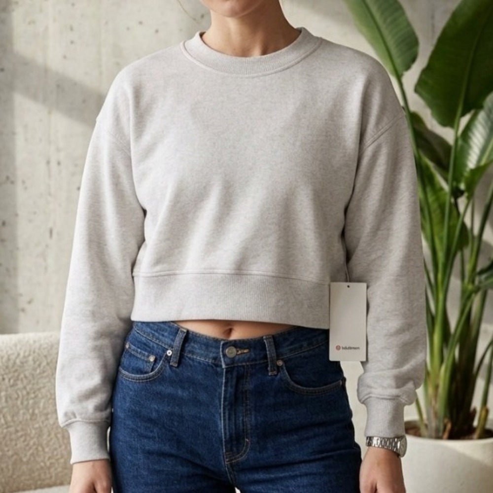 Lululemon Perfectly Oversized Crop Crew Spark Silver Metallic LW3FINS 6 NEW